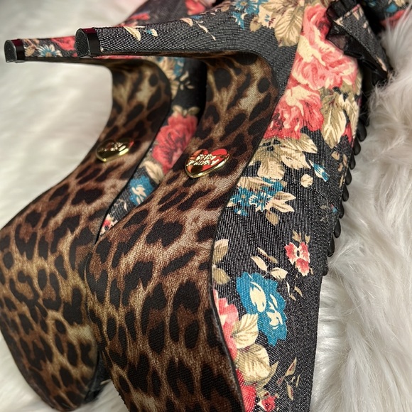 ❌ Betsey Johnson Floral Bow “Cammie” Heels - Picture 5 of 9